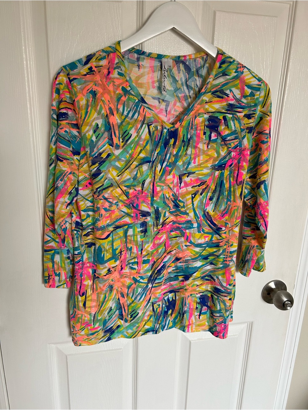 Lulu-B Multi-Color Abstract V-Neck Long Sleeve Tee